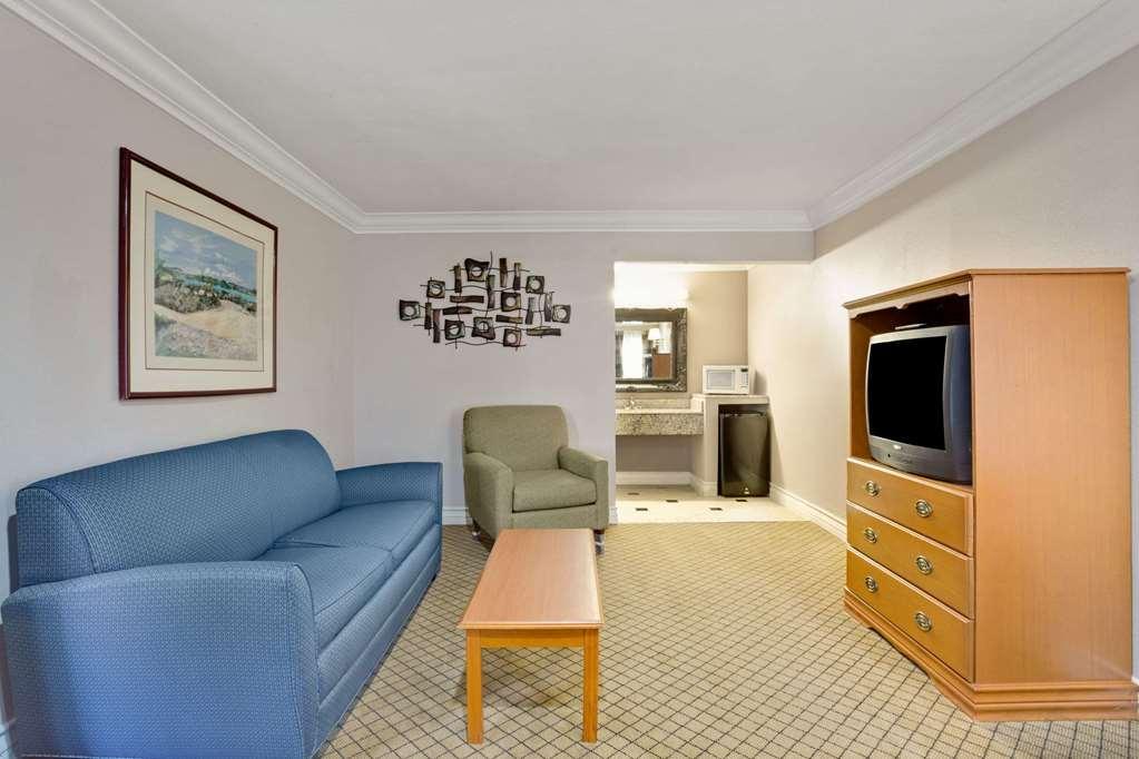Hotel Baymont By Wyndham College Park Atlanta Airport South Zewnętrze zdjęcie