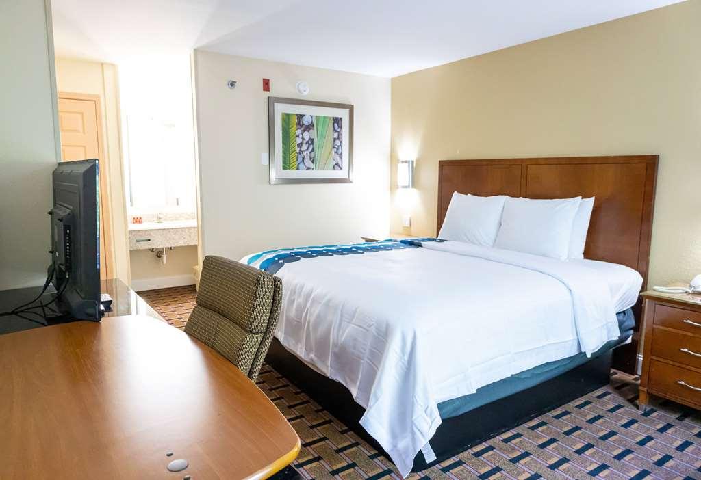 Hotel Baymont By Wyndham College Park Atlanta Airport South Pokój zdjęcie